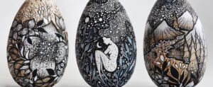 Veľkonočné vajíčka z dreva. Ručne maľované a plné detailov